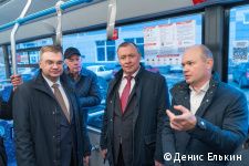 В Пермь с официальным визитом приехала делегация из Екатеринбурга В Пермь с официальным визитом приехала делегация из Екатеринбурга