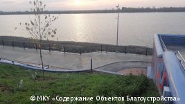 На набережной в Кировском районе завершены работы по восстановлению благоустройства 