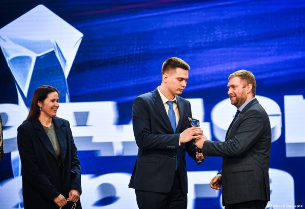 Глава Перми Эдуард Соснин наградил отличившихся спортсменов 