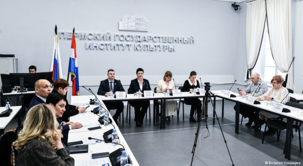 Глава Перми Эдуард Соснин принял участие в заседании оргкомитета по подготовке к 50-летию Пермского института культуры