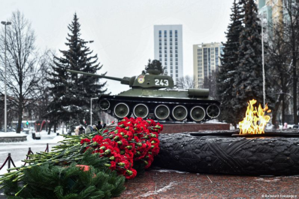 В Перми прошла церемония возложения цветов, приуроченная ко Дню снятия блокады Ленинграда