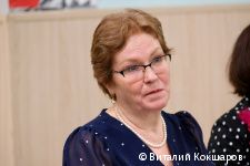 Губернатор Дмитрий Махонин и глава Перми Эдуард Соснин поздравили с наступающим 8 Марта волонтеров общественного центра &laquo;Островский&raquo;