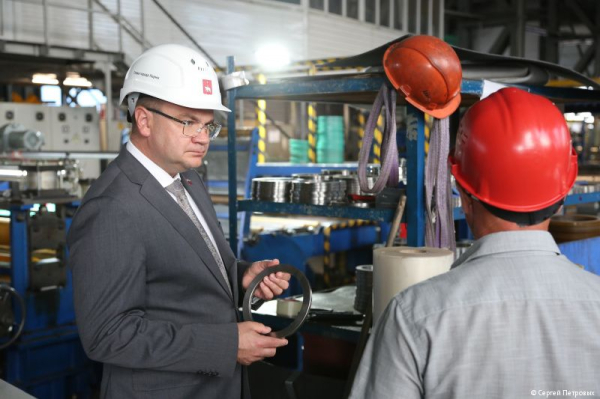 Глава Перми Эдуард Соснин с рабочим визитом посетил компанию «КВИН» Глава Перми Эдуард Соснин с рабочим визитом посетил компанию «КВИН»