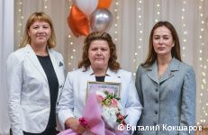 Глава Перми Эдуард Соснин поздравил коллектив школы №127 с предстоящим Днем учителя
